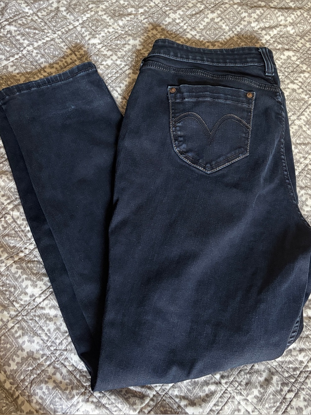 Levi’s Mid Rise Skinny Dark Denim Jeans Women’s 18W